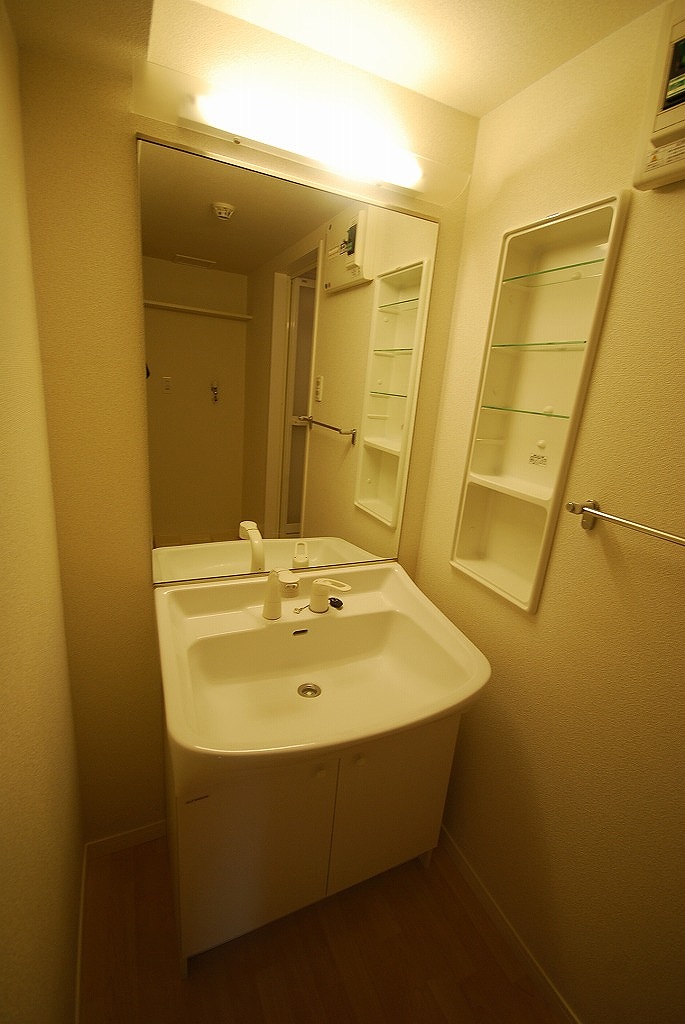 洗面設備　独立洗面台※別室参考写真