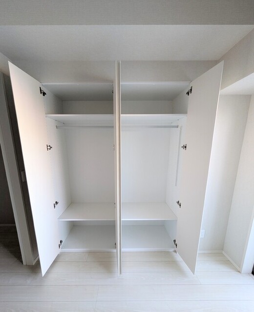 収納　クローゼット