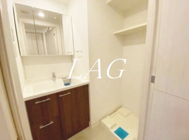 洗面設備　洗面台です。