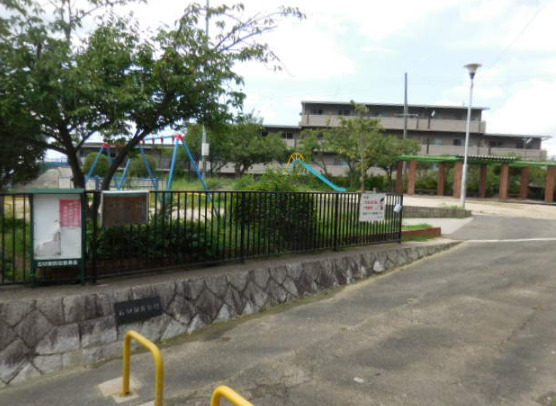 公園　石切駅前公園（公園）まで716m