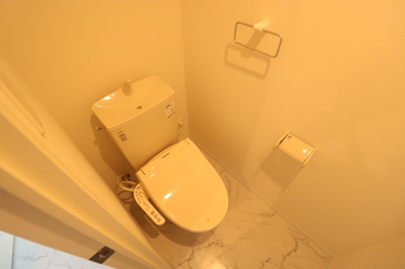 トイレ　シャワートイレ♪