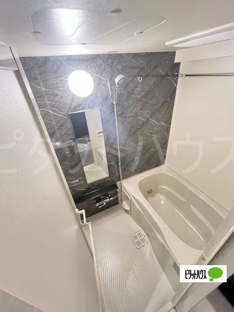 バス・シャワールーム　バスルーム