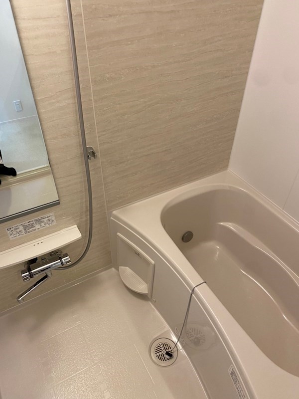 バス・シャワールーム　別室参考写真です