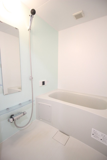 バス・シャワールーム　追焚機能付バス