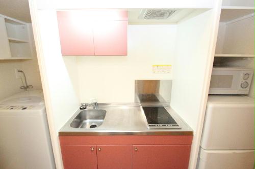 キッチン　同じタイプの部屋の写真です。