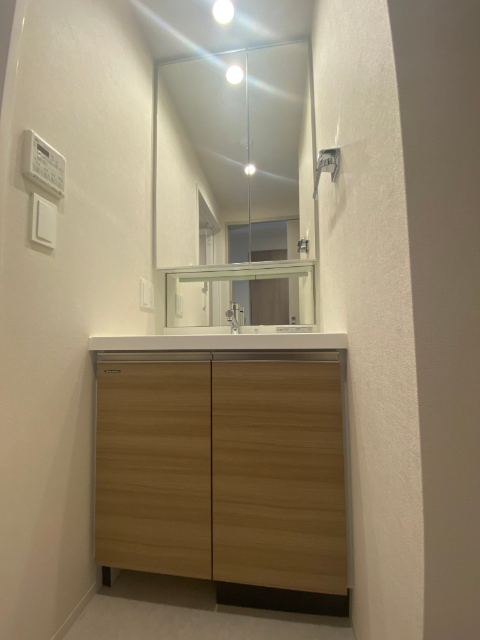 洗面設備　実際のお部屋の写真です。