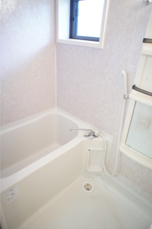 バス・シャワールーム　図面と現状に相違がある場合には現状を優先