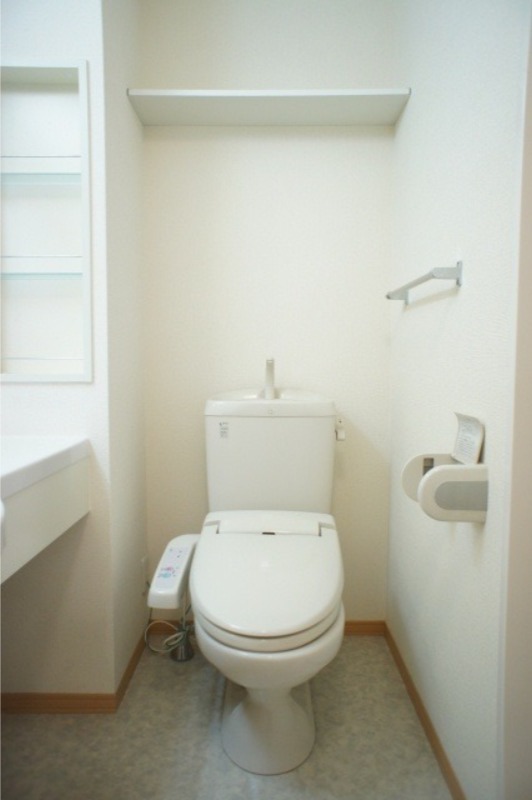 トイレ　図面と現状に相違がある場合には現状を優先