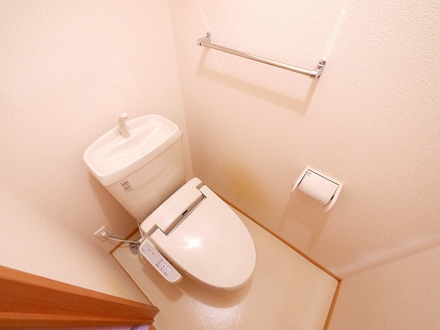 トイレ　トイレもきれいです
