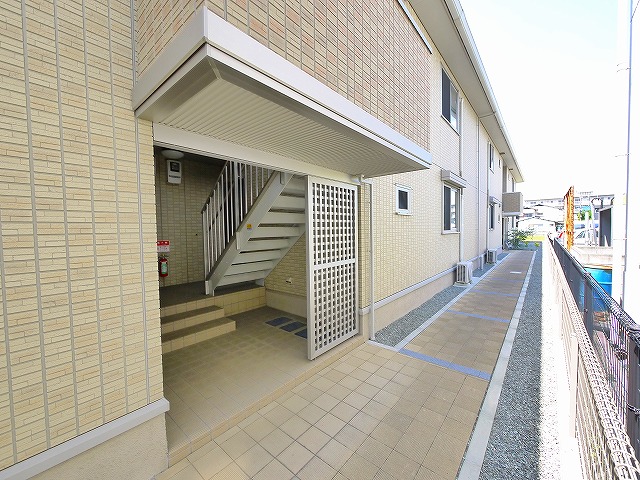エントランス　毎日通るエントランスはこのようになっています