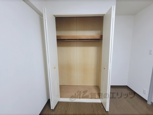 収納　エアコン