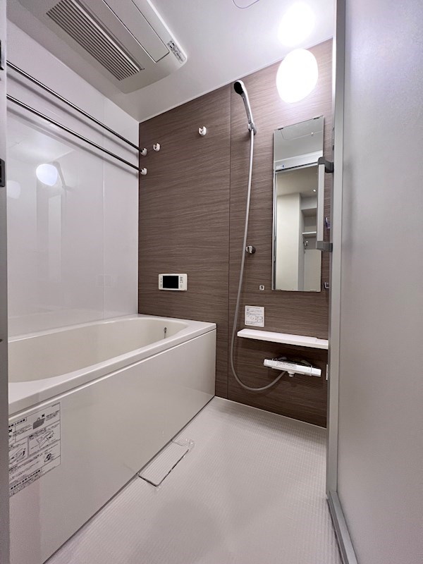 バス・シャワールーム