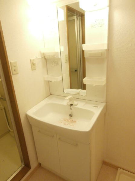 洗面設備　同仕様