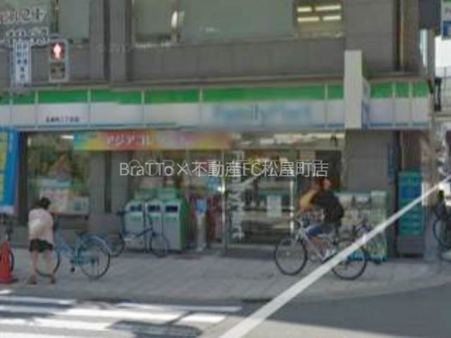 コンビニ　ファミリーマート瓦屋町二丁目店（コンビニ）まで216m