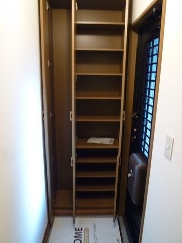 玄関　★下駄箱です♪★