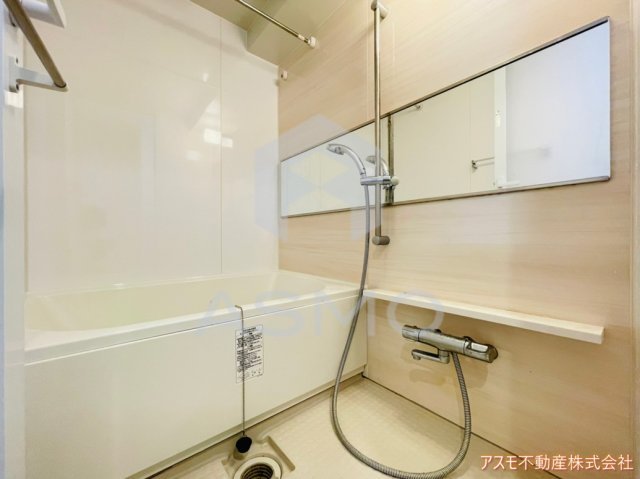 バス・シャワールーム　同マンション別部屋参考写真