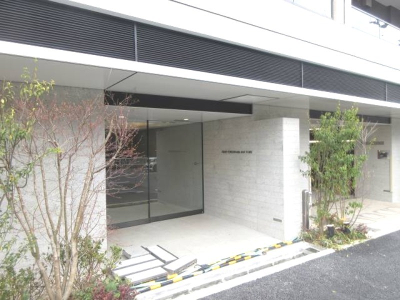 エントランス　お洒落な建物デザイン♪