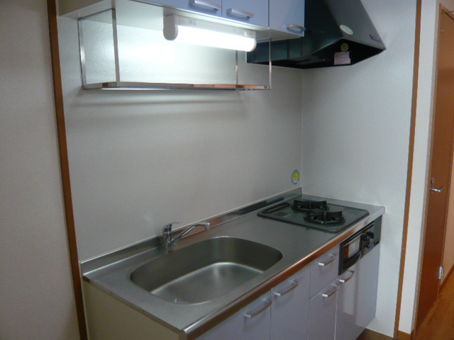 キッチン　※別部屋参考写真です。