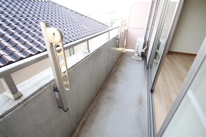 バルコニー　広めのバルコニー