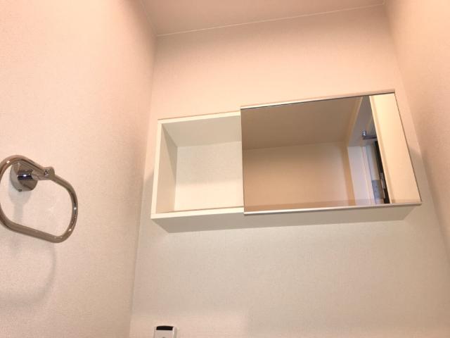 収納　トイレ収納