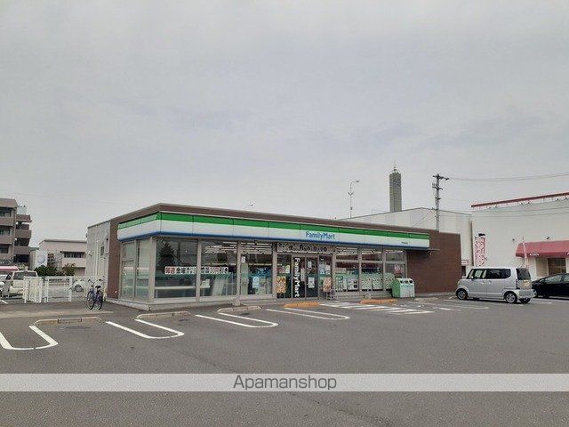 コンビニ　ファミリーマート宇多津浜店（コンビニ）まで270m