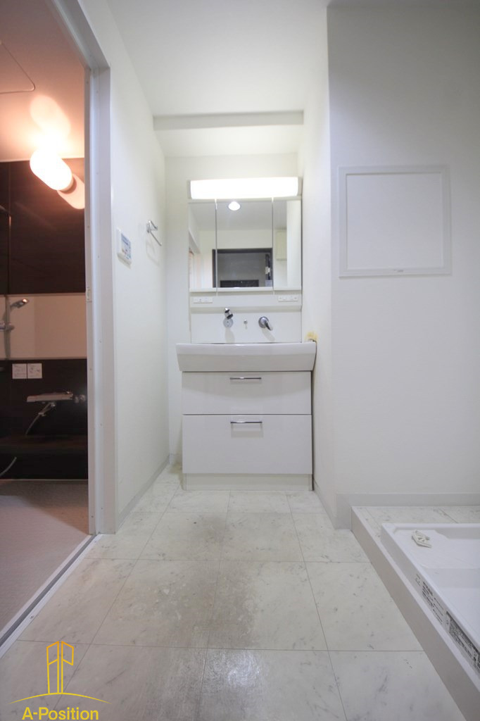 洗面設備　T.Y天六