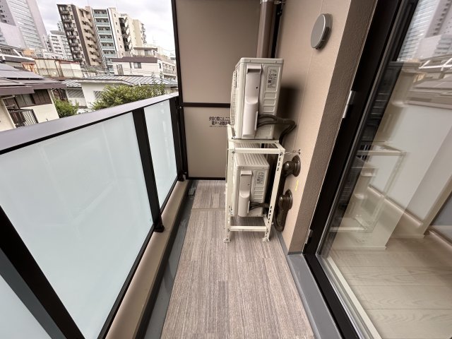 バルコニー　写真は同タイプ住居です。