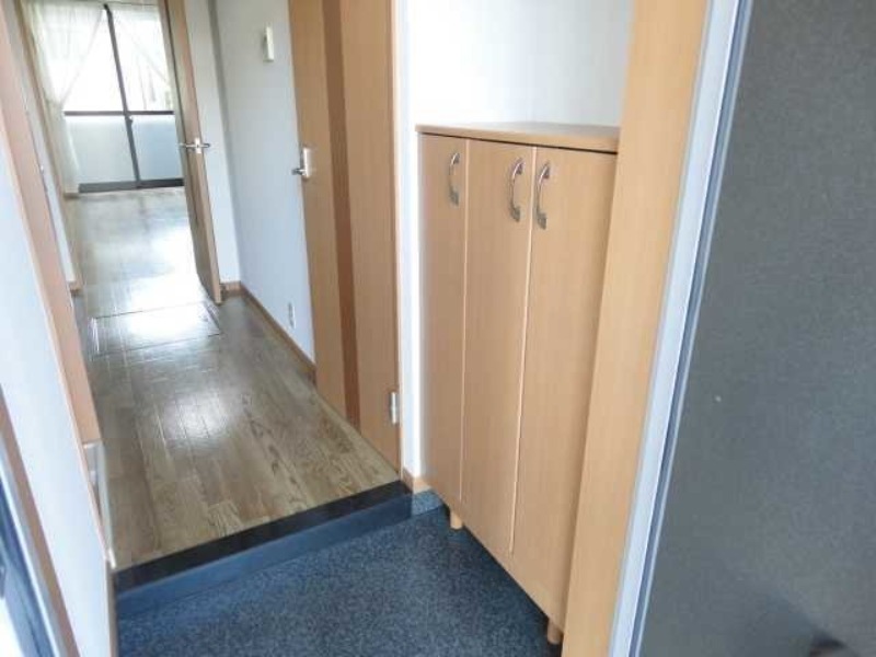 玄関　図面と現状に相違がある場合には現状を優先