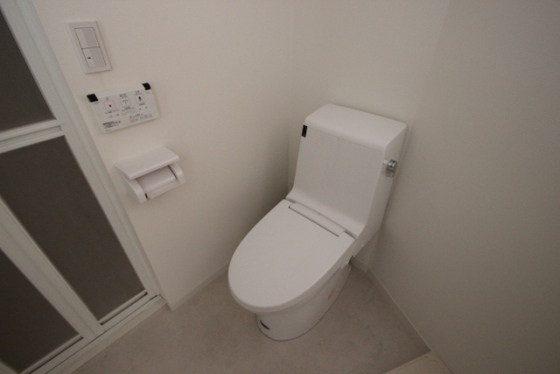 トイレ　※他部屋の写真です