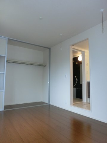 居室・リビング　ヴィラージュ横濱　洋室