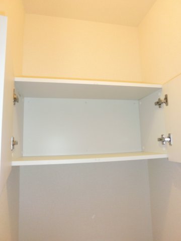 収納　ヴィラージュ横濱　トイレ収納