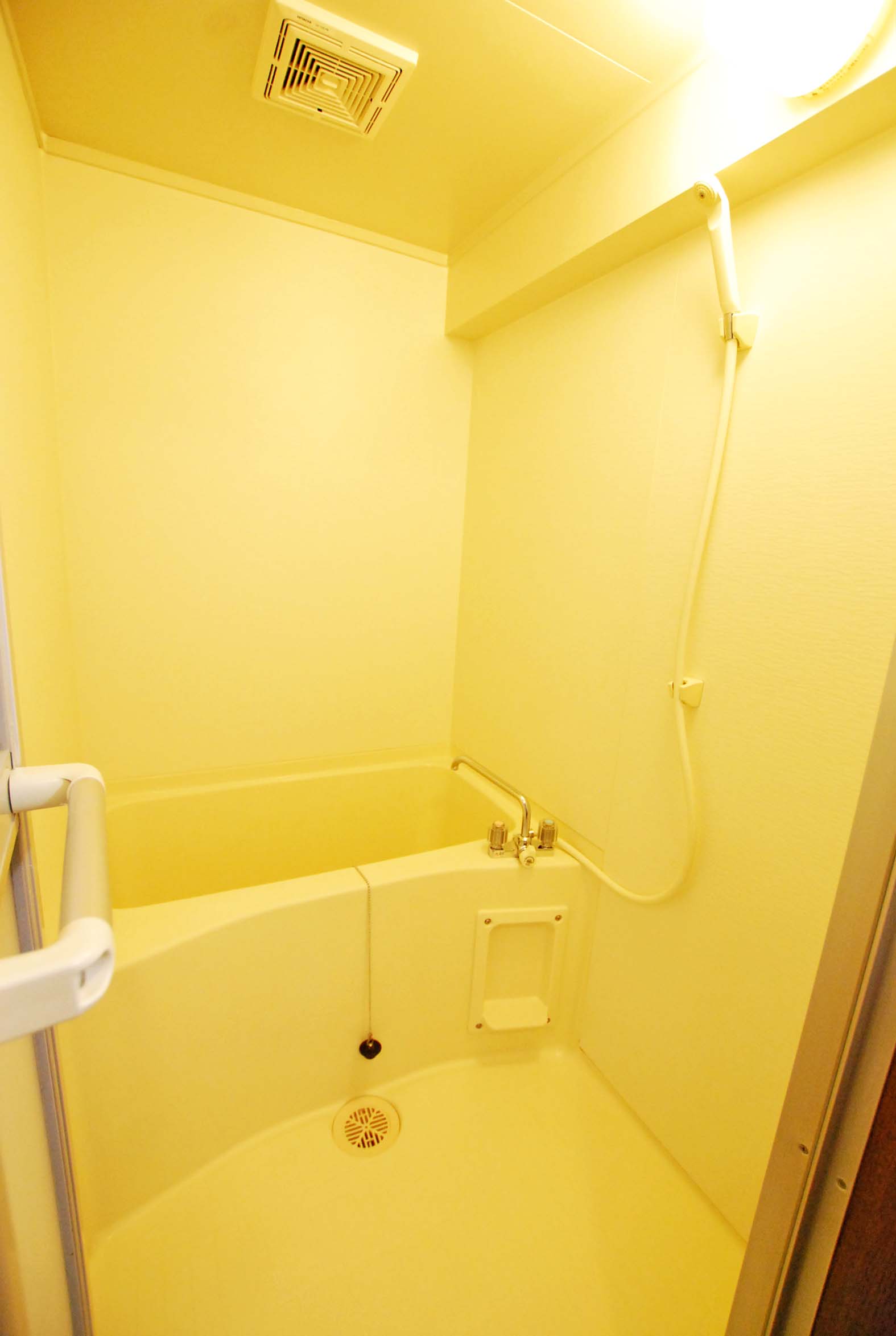 バス・シャワールーム　浴室