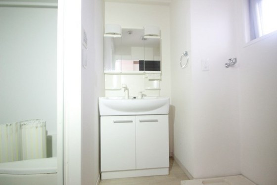 洗面設備　※別部屋の写真です