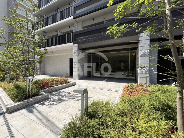 エントランス　スプランディッド十三本町　エントランス