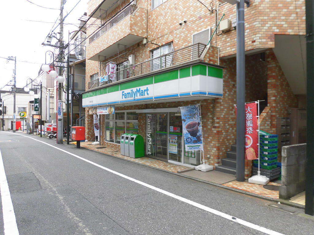 コンビニ　ファミリーマート阿佐谷北店（コンビニ）まで192m