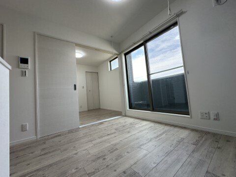 居室・リビング　物件画像