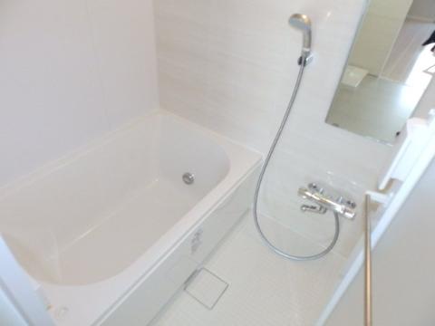 バス・シャワールーム　バス