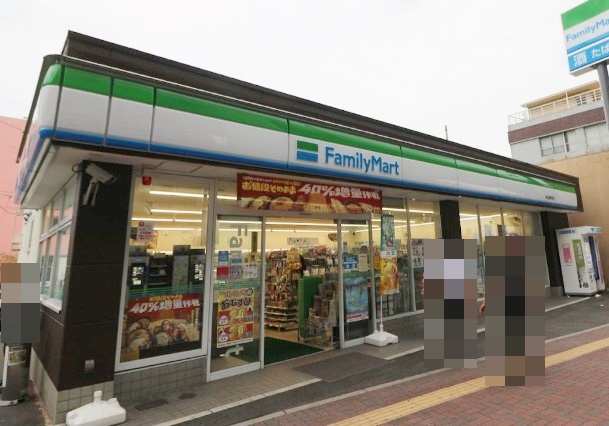 コンビニ　ファミリーマート 東海通駅前店（コンビニ）まで429m
