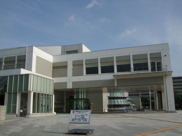 図書館　岐阜県図書館（図書館）まで630m