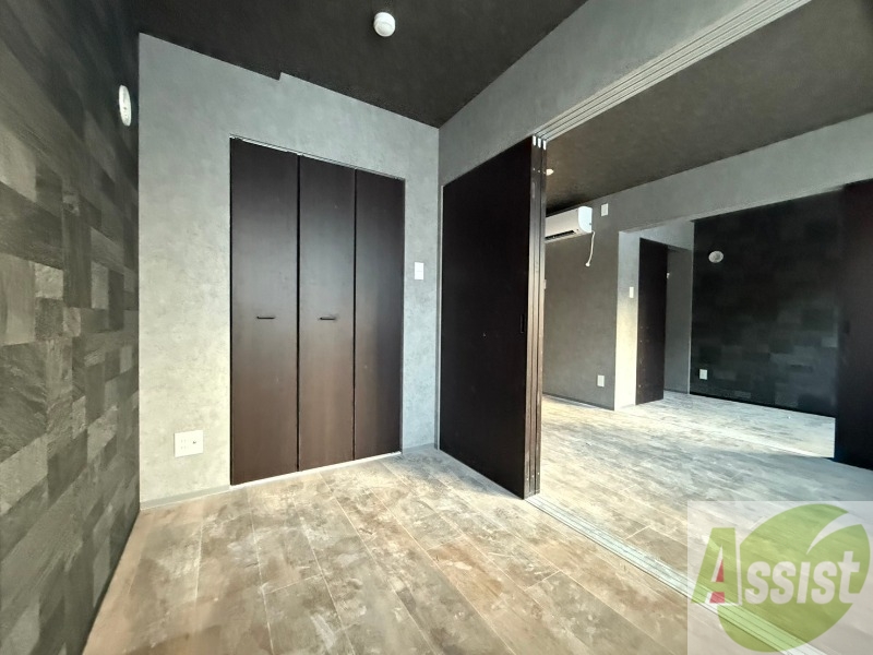 その他部屋・スペース　洋室の家具の配置を考えてみるのも楽しいですよ。