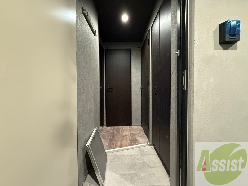 玄関　玄関の様子です。明るい印象ですね。気分もあがりそう。