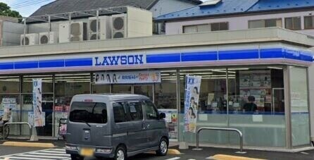 コンビニ　ローソン川口長蔵一丁目店（コンビニ）まで215m