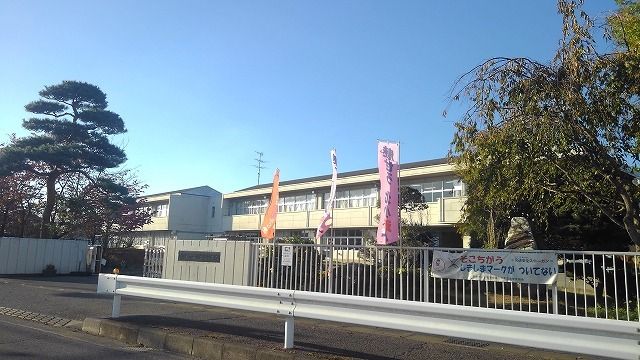 小学校　羽生市立羽生北小学校（小学校）まで350m