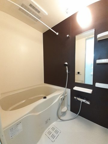 バス・シャワールーム　日々の疲れを癒すお風呂付です