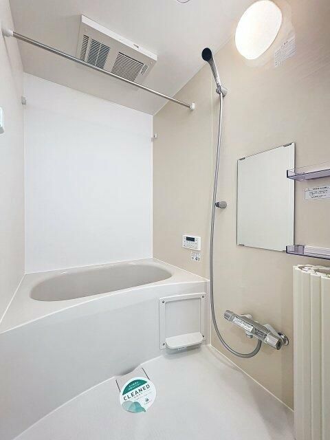 バス・シャワールーム　お風呂で日々の疲れを落としましょう