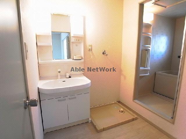 洗面設備　※別部屋写真参照