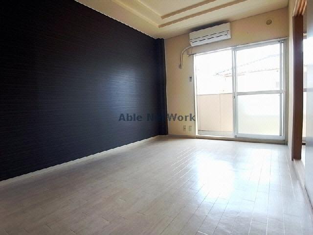 居室・リビング　※別部屋写真参照