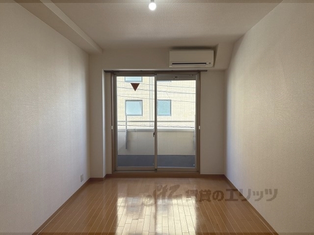 居室・リビング　居室