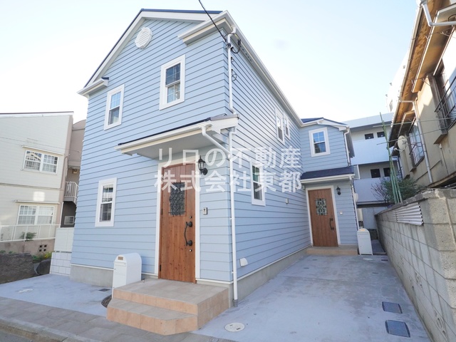 建物外観　周辺は閑静な住宅街ですので落ち着いた住環境です！