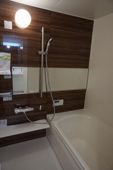 バス・シャワールーム　他号室のお写真です